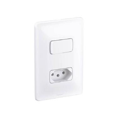 Imagem de Interruptor com Tomada Legrand Pial Zeffia - 2P+T - 10A - Branco - 680112