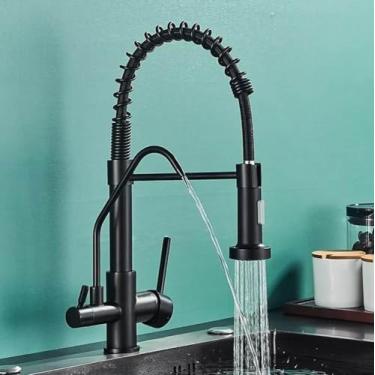 Imagem de Torneira de cozinha cromada com filtro giratório, dispositivo de água pura, misturador de água quente e fria, torneira de cozinha com mola, instalação de deck, preto fosco A