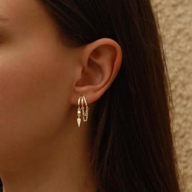 Imagem de Brincos femininos quadrados pretos requintados, Medium, Metal, Liga metálica.