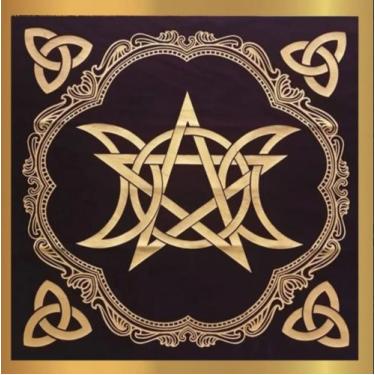Imagem de Toalha Para Tarô E Oráculos Triquetra Com Pentagrama - Loja do taro