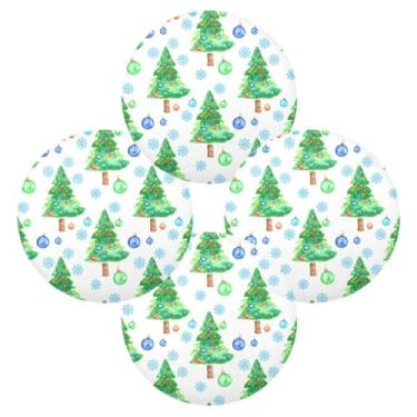 Imagem de Wassud Jogo americano conjunto de 4 tapetes redondos de árvore de Natal e bolas para cozinha e jantar tapetes laváveis resistentes ao calor para decoração de mesa 39 cm