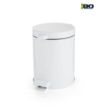 Imagem de Lixeira Branca 4,5 Litros com Pedal e Cesto Removível para Todos os Am