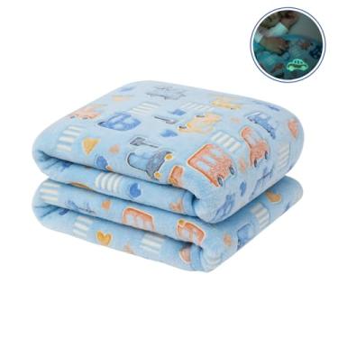 Imagem de Cobertor Infantil Bebê Antialérgico Macio Brilha no Escuro Fleece 110x100cm Embalagem Plástica (Carros Azul)