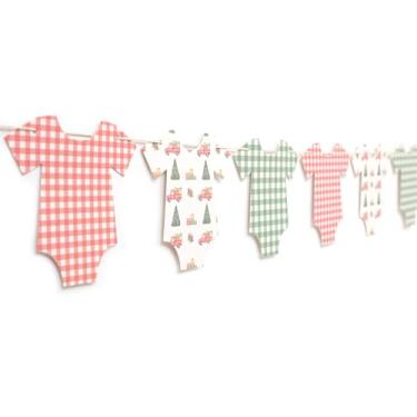 Imagem de Body de árvore de Natal faixa de chá de bebê - decoração de body natalino, faixa vermelha e verde guingão chá de bebê (árvore)