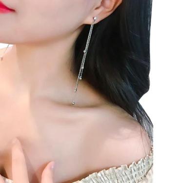 Imagem de Brinco Feminino Delicado Strass Longo Prateado Cordão Joia - anjo da m