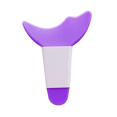 Imagem de AMLESO Estêncil de delineador multifuncional, modelo de silicone, ferramenta de ajuda de maquiagem guia de sombra, assistente de linha labial, auxílio lavável, 6,9 cm x 5 cm roxo