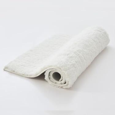 Imagem de CozeCube Tapetes de banho brancos 81 cm x 50 cm, tapete de banheiro felpudo antiderrapante, tapetes de pelúcia ultra macios laváveis na máquina, microfibra fofa para quarto