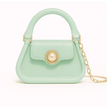 Imagem de Bolsa Feminina de Silicone com Fecho Magnético e Corrente Dourada - Me