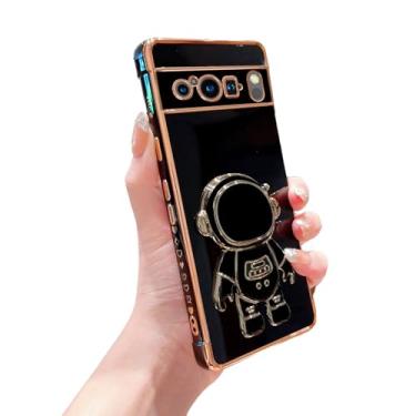 Imagem de phylla Capa de telefone para Google Pixel 8 Pro de 6,7 polegadas 5g, capa de telefone com suporte de astronauta com suporte de astronauta com lindo coração de amor lateral pequeno padrão macio silicone à prova de choque capa de suporte bumper (preto)