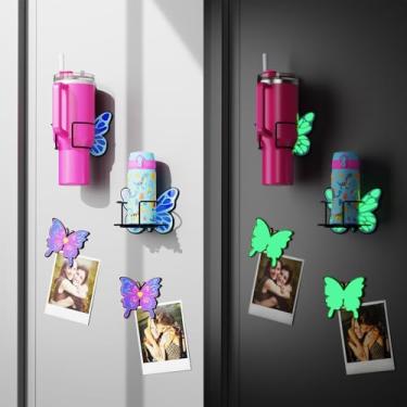 Imagem de Suporte magnético de borboleta luminosa para geladeira, organizador de copos Stanley de metal revestido de PE atualizado com porta-copos magnético que brilha no escuro e suporte adesivo para cozinha