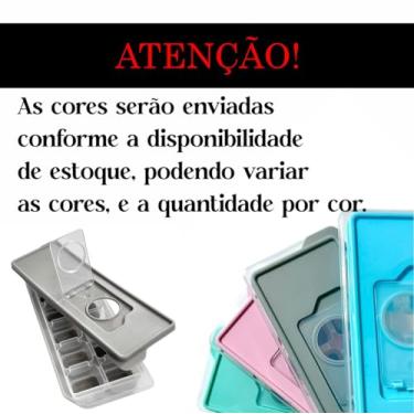 Imagem de Kit Com 02 Forminhas De Gelo Com Tampa Fácil De Encher E Fundo Em Silicone Livre De BPA Ideal Para Papinha De Bebê (Sortido)