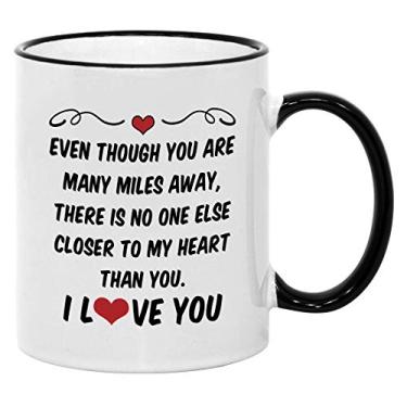 Imagem de Presentes de relacionamento de longa distância para namorado ou namorada. Caneca de café para casais de dia dos namorados 325 ml Ideia de presente para ele/ela no aniversário ou aniversário. Ninguém mais se aproxima do meu coração.