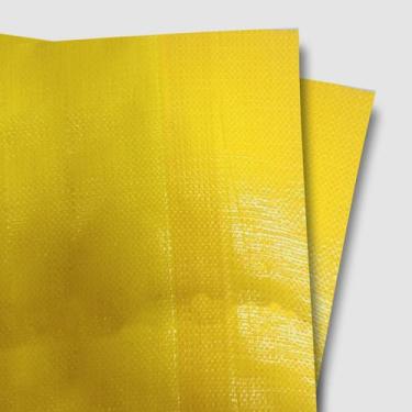 Imagem de Cortina para Aviário Amarela 2,6x16m com Kit de Instalação Completo - 