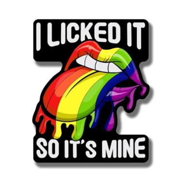 Imagem de Ímã I Licked It So It's Mine - LGBTQ Pride Ally Love Ímã de bandeira de arco-íris - Ímã de superfície de metal de geladeira de carro e caminhão - 12 cm no lado mais longo - Feito nos EUA - AAMT0158