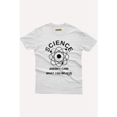 Imagem de Camiseta Nerd Chic Fatos Importam, Crenças Não-Unissex