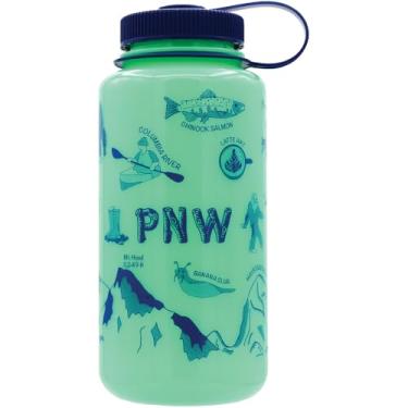 Imagem de Nalgene Garrafa de água Sustain Tritan livre de BPA feita com material derivado de 50% de resíduos de plástico, 946 ml, boca larga, design de garrafa geográfica, verde brilhante do noroeste do