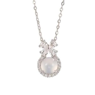 Imagem de DIAMANTIO Colar com pingente banhado a ouro 18K com pedra da lua simulada e zircônia cúbica – design elegante inspirado em borboletas