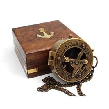 Imagem de Equipamento de viagem de campismo de bússola feito à mão em latão - Presentes perfeitos para marinheiro - Bolso de direção - Compasso vintage para decoração de casa - Presentes para amigos família crianças