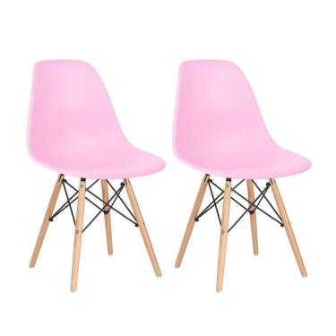 Imagem de Kit 2 Cadeiras Charles Eames Eiffel Dsw Com Pés De Madeira Clara Rosa Claro