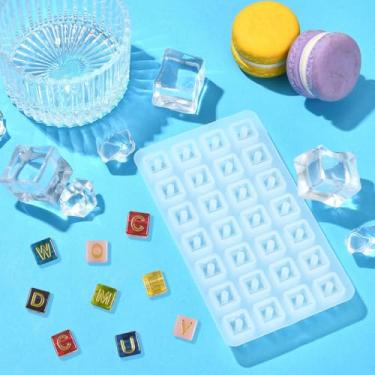 Imagem de Stiesy Moldes de contas de letra de resina com furo, 1 peça, dados de cubo com 26 moldes de fundição de epóxi de silicone do alfabeto para fazer joias faça você mesmo, pingente, brincos, colar