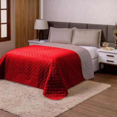Imagem de Kit Cobre Leito Casal Queen 4 Peças Dupla Face – Colcha Matelada Reversível + 2 Porta-Travesseiros + Lençol – Enxoval Elegante, Prático e Confortável (Vermelho/Bege)