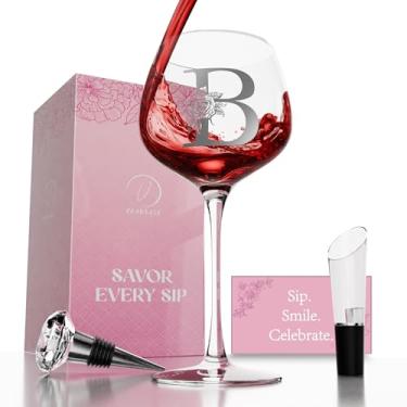 Imagem de vaanshie Taça de vinho com monograma B com rolha e despejador de vinho – Conjunto de presente de taça de vinho gravado A – Z personalizado para mulheres, aniversário, Natal, Dia dos Namorados