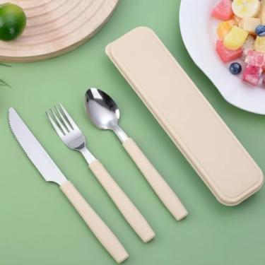 Imagem de Jogo de Talheres Portáteis com Estojo – Kit Talheres Garfo Faca e Colher para Marmita, Trabalho, Escola, Acampamento - Talheres Coloridos com Caixinha - UpShop (Bege)