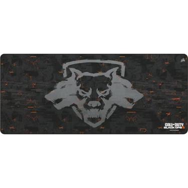 Imagem de Corsair MM300 2XL Call of Duty®: Black Ops 6 Edition Anti-desgaste antiderrapante Mouse Pad para jogos – 93 cm x 40 cm, tecido profissional, superfície tecida têxtil, bordas costuradas reforçadas