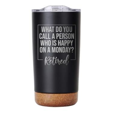 Imagem de IMPRINTS ONLINE I Copo Happy On A Monday Retired Tumbler/Grande 510 g Preto Gravado To Go Fundo de Cortiça Caneca de Café de Viagem/Presente de aposentadoria