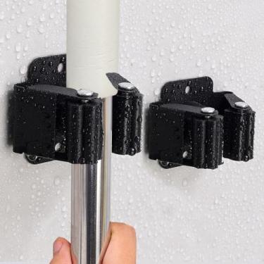 Imagem de 2 conjuntos de suportes de vassoura de esfregão fixados na parede com parafusos montados prateleiras de banheiro para cozinha doméstica 4,5 x 5 x 4 cm, preto