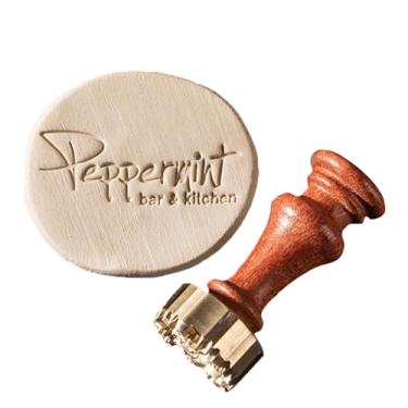 Imagem de Carimbo de cerâmica com logotipo personalizado com cabeça de latão, ferramenta de argila inicial personalizada para cerâmica e assinatura de artistas de cerâmica (6,5 cm)