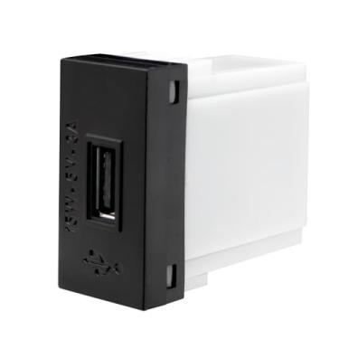 Imagem de MÓDULO TOMADA USB 15W - 5V - 3A – BIVOLT HABITAT BLACK – FAME