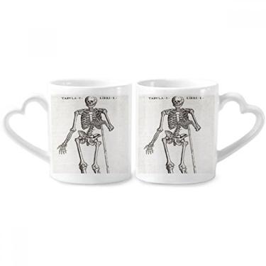 Imagem de Conjunto de canecas de porcelana para casal, padrão de corpo de esqueleto humano, coração de cerâmica