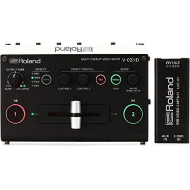 Imagem de Roland V-02HD STR Switcher Pacote de transmissão de vídeo Web e UVC-01