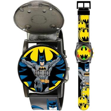 Imagem de Relógio infantil Batman com caixa translúcida e pulseira impressa com logotipo e personagem icônicos do Batman, luzes de botão de pressão e efeitos sonoros, serve em pulsos de 14 a 20 cm, Alça preta
