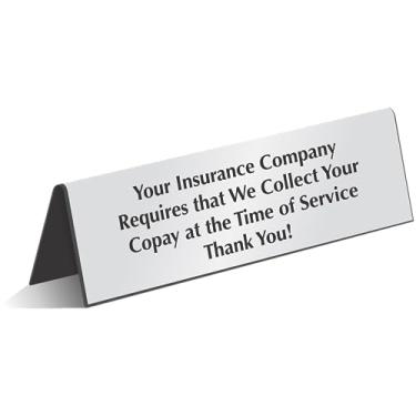 Imagem de SmartSign Placa "Your Insurance Company Requires We Collect Your Copay At Time Of Service", placa de mesa acrílica de 5 cm x 15 cm para hospitais/clínicas/farmácias, gravada frente e verso, feita nos