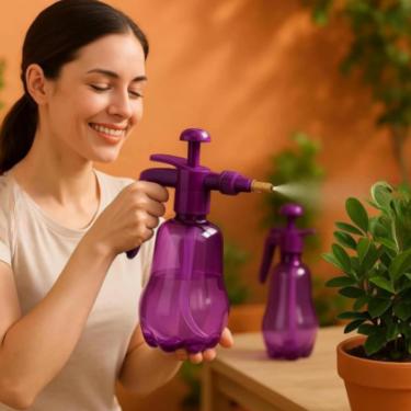 Imagem de Pulverizador Manual de Pressão 1,6L, Roxo, Bico Ajustável com Jato e Névoa, Polipropileno, para Jardinagem e Limpeza, com Gatilho e Trava