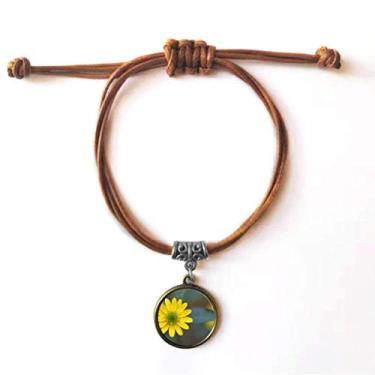 Imagem de DIYthinker Pulseira de couro de crisântemo verde com flores amarelas pulseira marrom joia presente