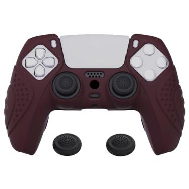Imagem de eXtremeRate PlayVital Guardian Edition Capa de silicone ergonômica macia antiderrapante para controle de PS5, películas protetoras de borracha com tampas pretas de joystick para controle PS5