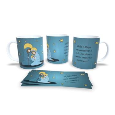 Imagem de Caneca Natalina Família Feliz, Porcelana Branca com Design Preto e Dourado, Decoração de Natal com Mensagem em Português (2572)