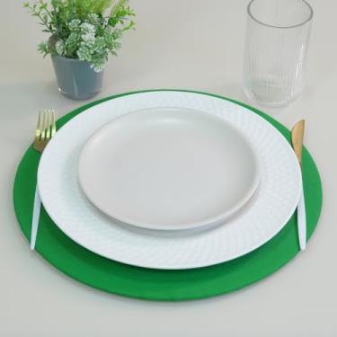 Imagem de Sousplat Redondo com Capa em Tecido Oxford 100% Poliéster Verde e Base MDF de 35 cm de Diâmetro - 2 Peças