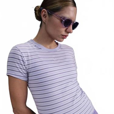 Imagem de Camiseta Nike Sportswear Chill Knit Feminina-Feminino