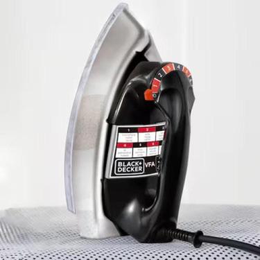 Imagem de Ferro de Passar a Seco Black+Decker Extra Leve VFA1110 110V, 110V