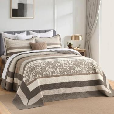 Imagem de QuiltMuse Colcha King extragrande 100% algodão 325 x 304 cm - Colcha King leve Califórnia com 2 fronhas, colcha de cama acolchoada extra larga listrada botânica da fazenda, bege/marrom escuro