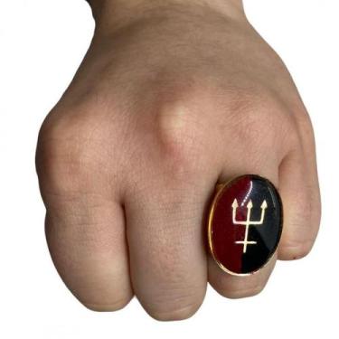 Imagem de Anel Ajustável Exú Tridente 2,70 Cm Dourado Em Metal - Bialluz Present