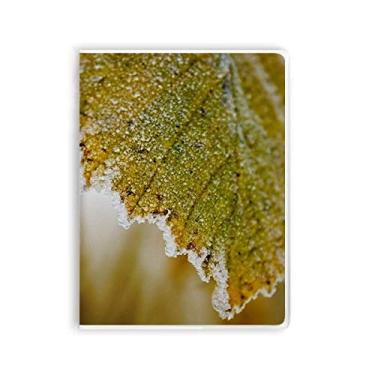 Imagem de Caderno de folhas macias com imagem de plantas da Tender Leaf Diário