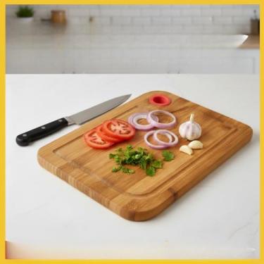 Imagem de Tábuas de Corte em Bambu com Alça de Silicone – Resistência e Elegância para Cozinha e Churrasco (G- 37,5cm X 27cm)