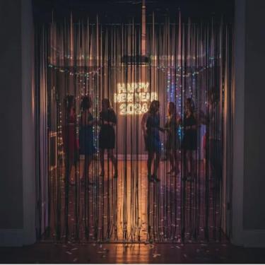 Imagem de Cortina Metalizada Preta 1,90cm X 1,00cm Decoraração de Festas