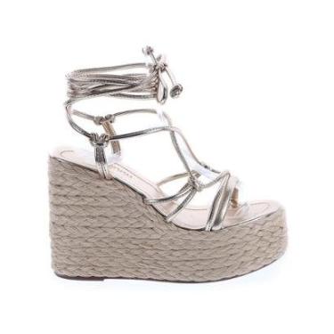 Imagem de Carmen - Sandália Plataforma Metalizada Dourada com Amarração-Feminino