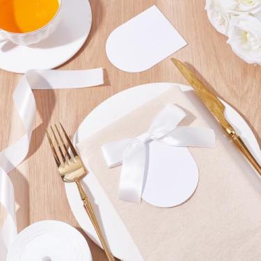Imagem de WADORN Pacote com 100 cartões de casamento com fita de laço, conjuntos de cartões de mesa de casamento DIY com 9 x 7 cm em branco para escrever em arco e fita de 25 metros para casamentos, artigos de